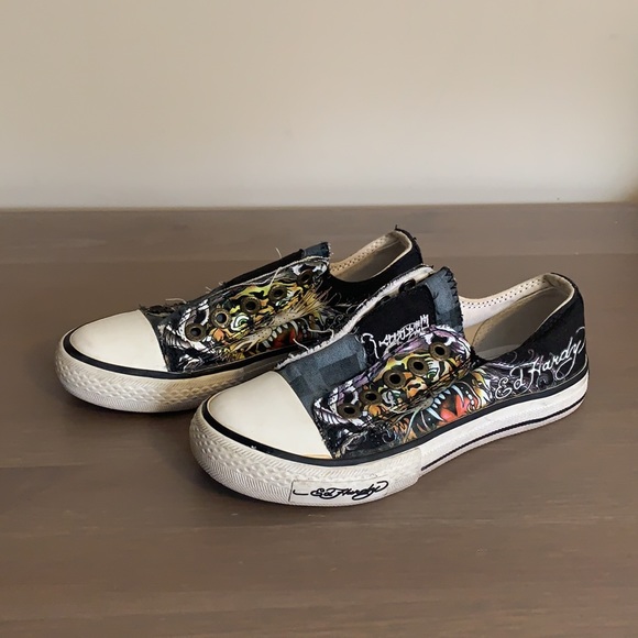 Ed Hardy Canvas Tattoo Shoes - Boy’s Size 1 - Picture 3 of 8
